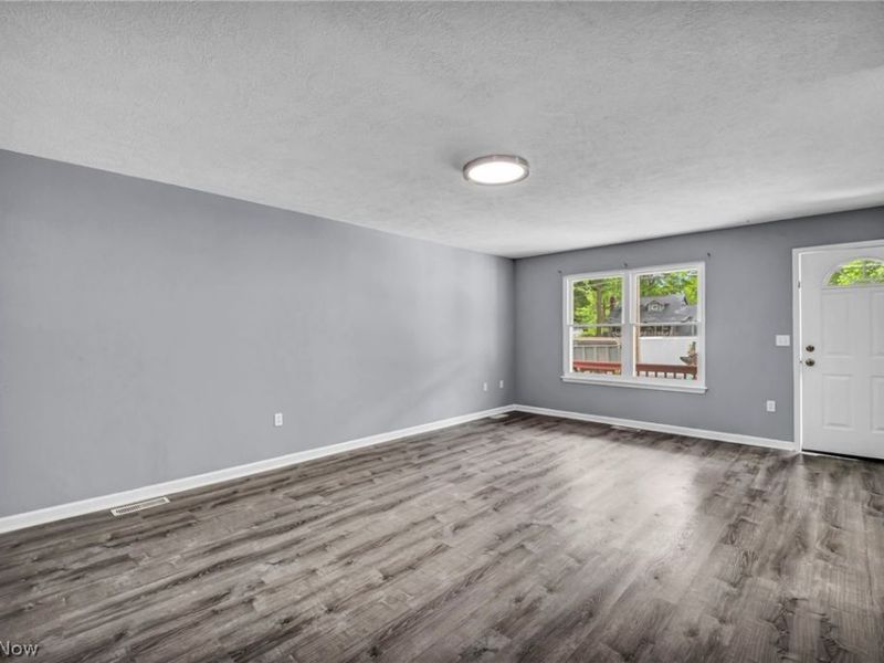 2066 Liberty Road , Stow, OH 44224 Photo 3