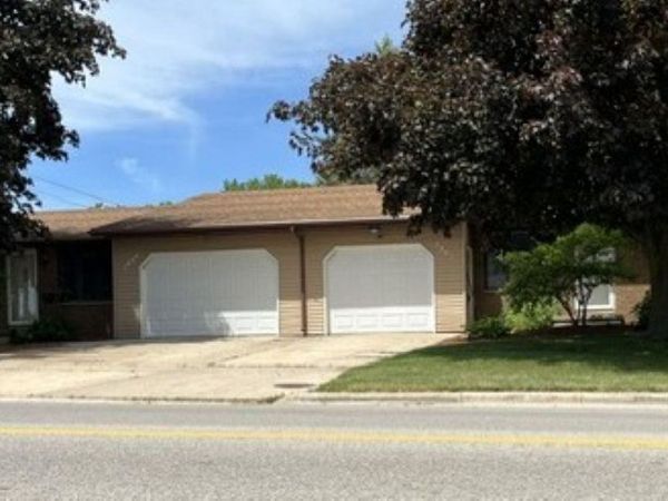 2802 CORMIER ROAD, Green Bay, WI 54313