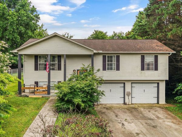 306 High Tower Rd, Maryville, TN 37804