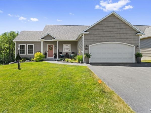 5166 Jupiter Inlet Way , Syracuse, NY 13215