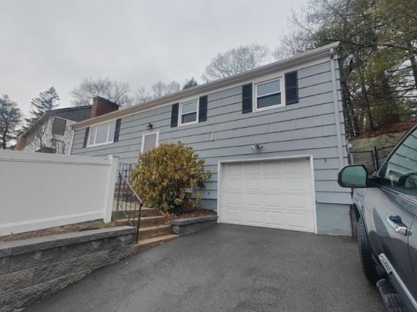 619 Boylston, Newton, MA 02458
