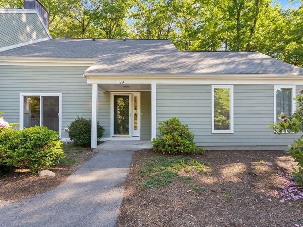 29 Fifer Ln, Unit 29, Lexington, MA 02420