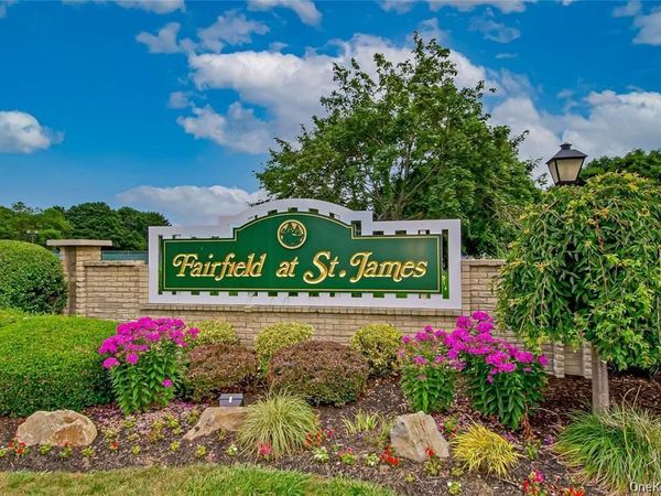 409 Elton Court E, Saint James, NY 11780