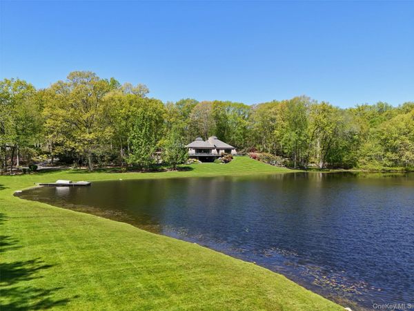 164 Eastwoods Road , Pound Ridge, NY 10576