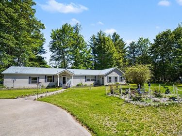 4772 S Bard Road, Beaverton Twp, MI 48612