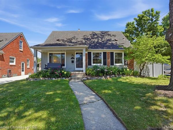 4602 Groveland Avenue, Royal Oak, MI 48073