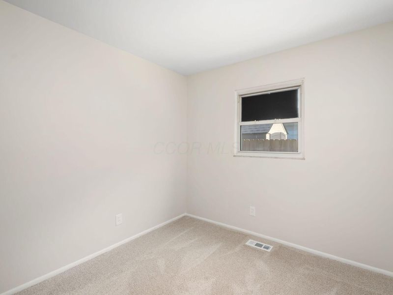 5467 Roche Drive, Columbus, OH 43229 Photo 17