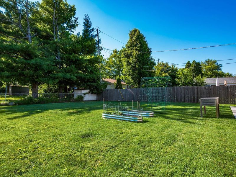 5467 Roche Drive, Columbus, OH 43229 Photo 30
