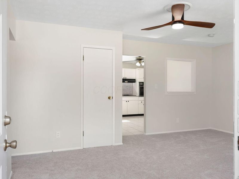 5467 Roche Drive, Columbus, OH 43229 Photo 6