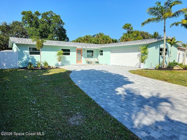 440 3rd Avenue , Indialantic, FL 32903