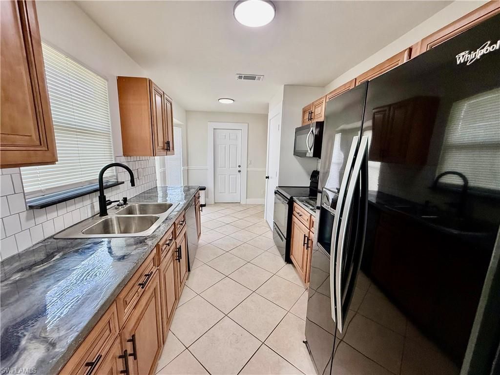 101 Curtis Ave N, Lehigh Acres, FL 33971 Photo