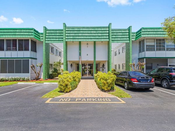2271 NW 48th Terrace, Unit 207, Lauderhill, FL 33313