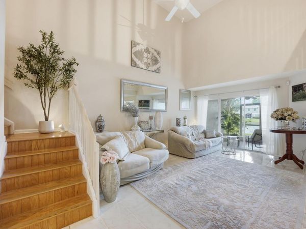 9172 Boca Gardens Parkway, Unit B, Boca Raton, FL 33496