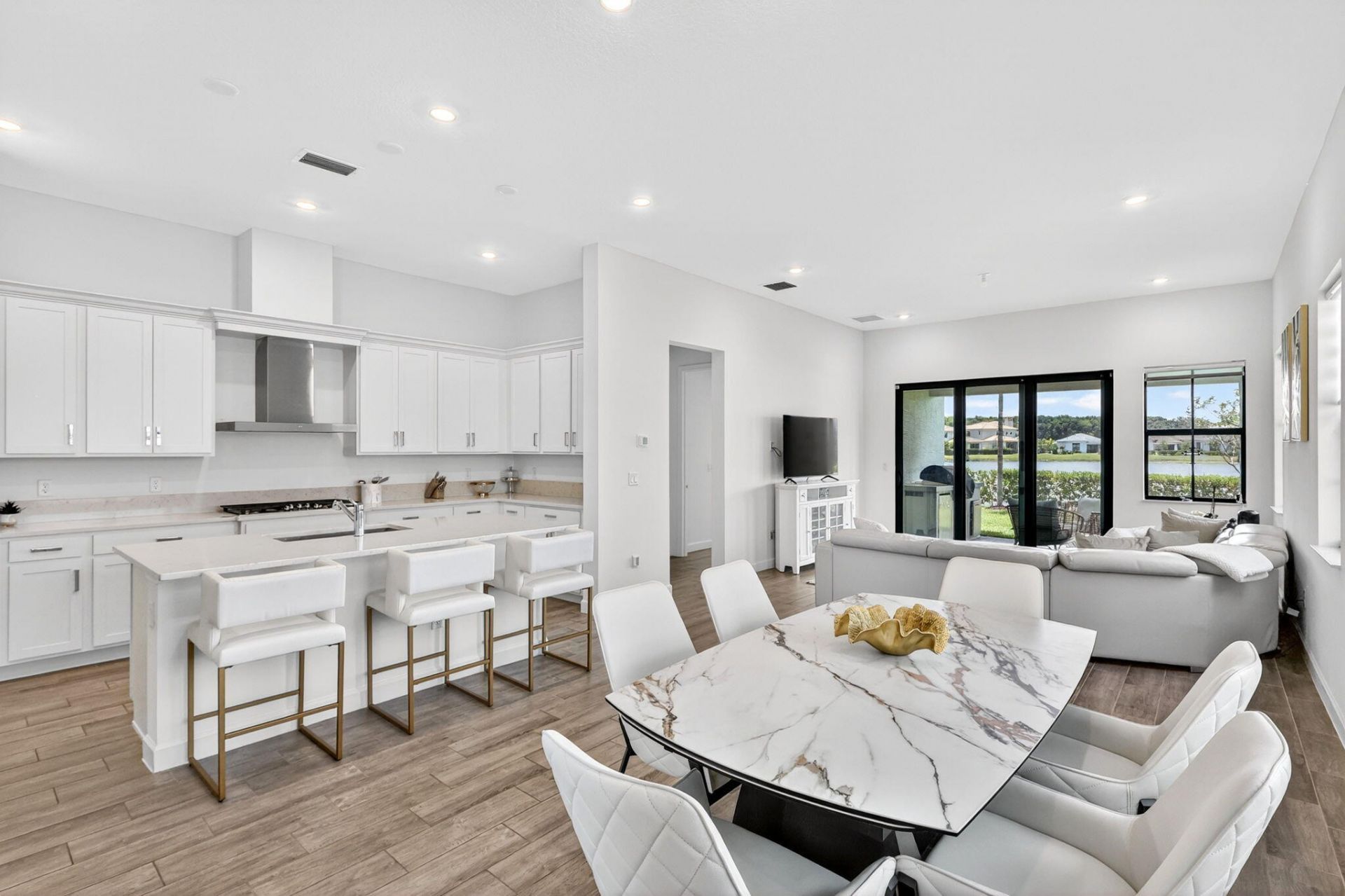329 SE Fascino Circle, Port Saint Lucie, FL 34984 Photo