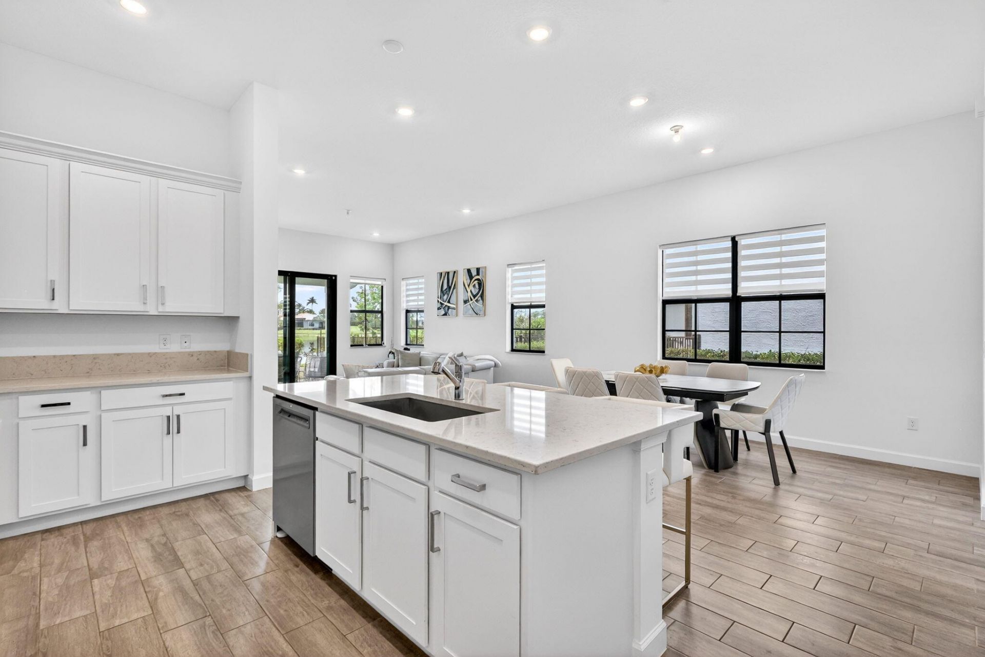 329 SE Fascino Circle, Port Saint Lucie, FL 34984 Photo