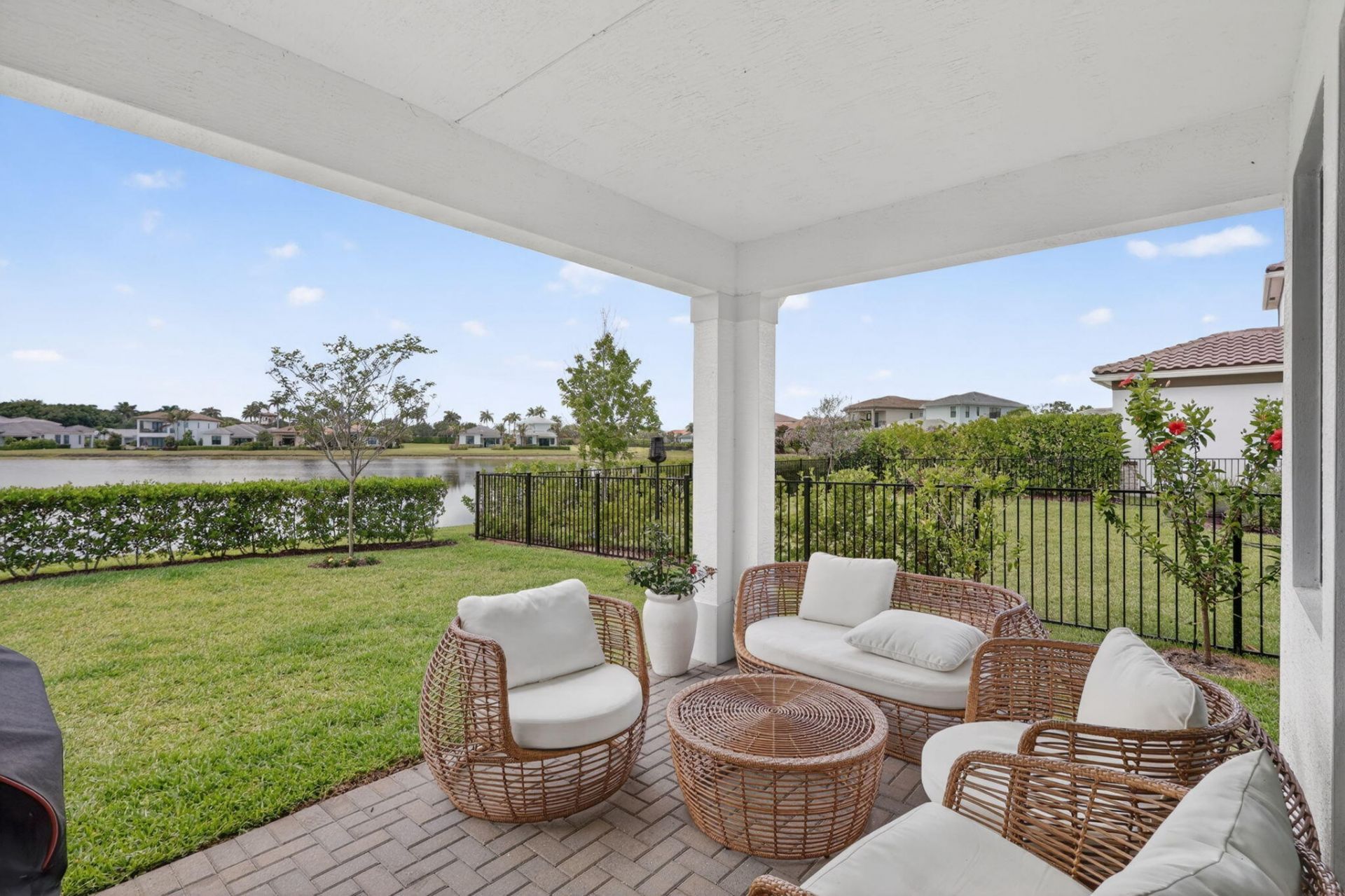 329 SE Fascino Circle, Port Saint Lucie, FL 34984 Photo