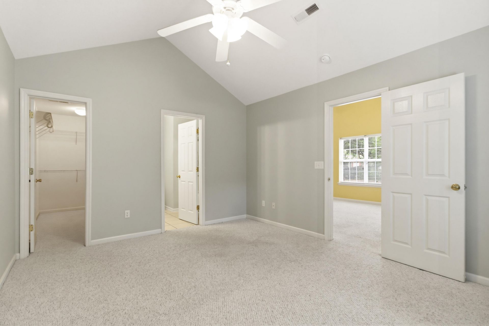516 Tayrn Drive Photo 14