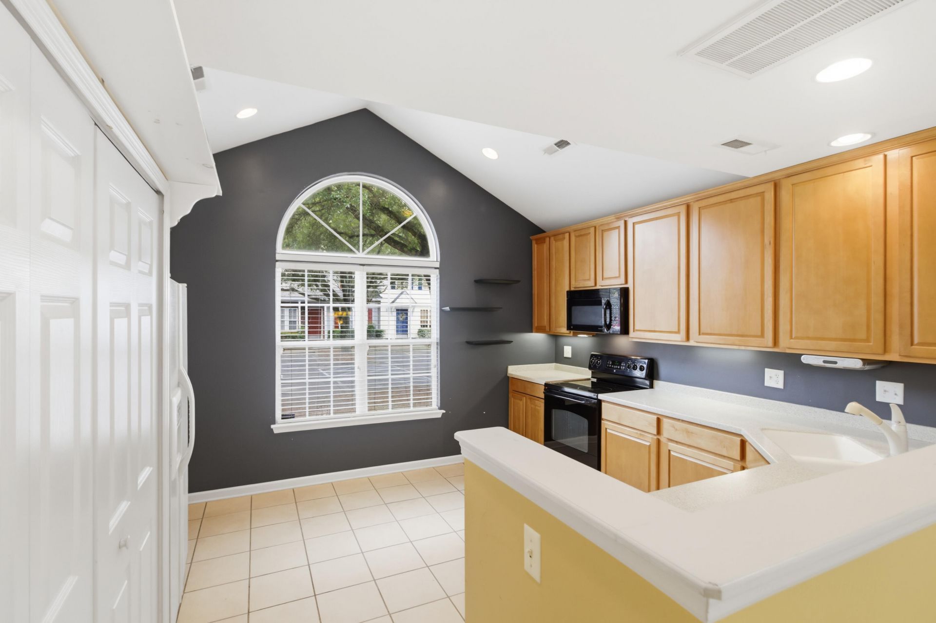 516 Tayrn Drive Photo 8