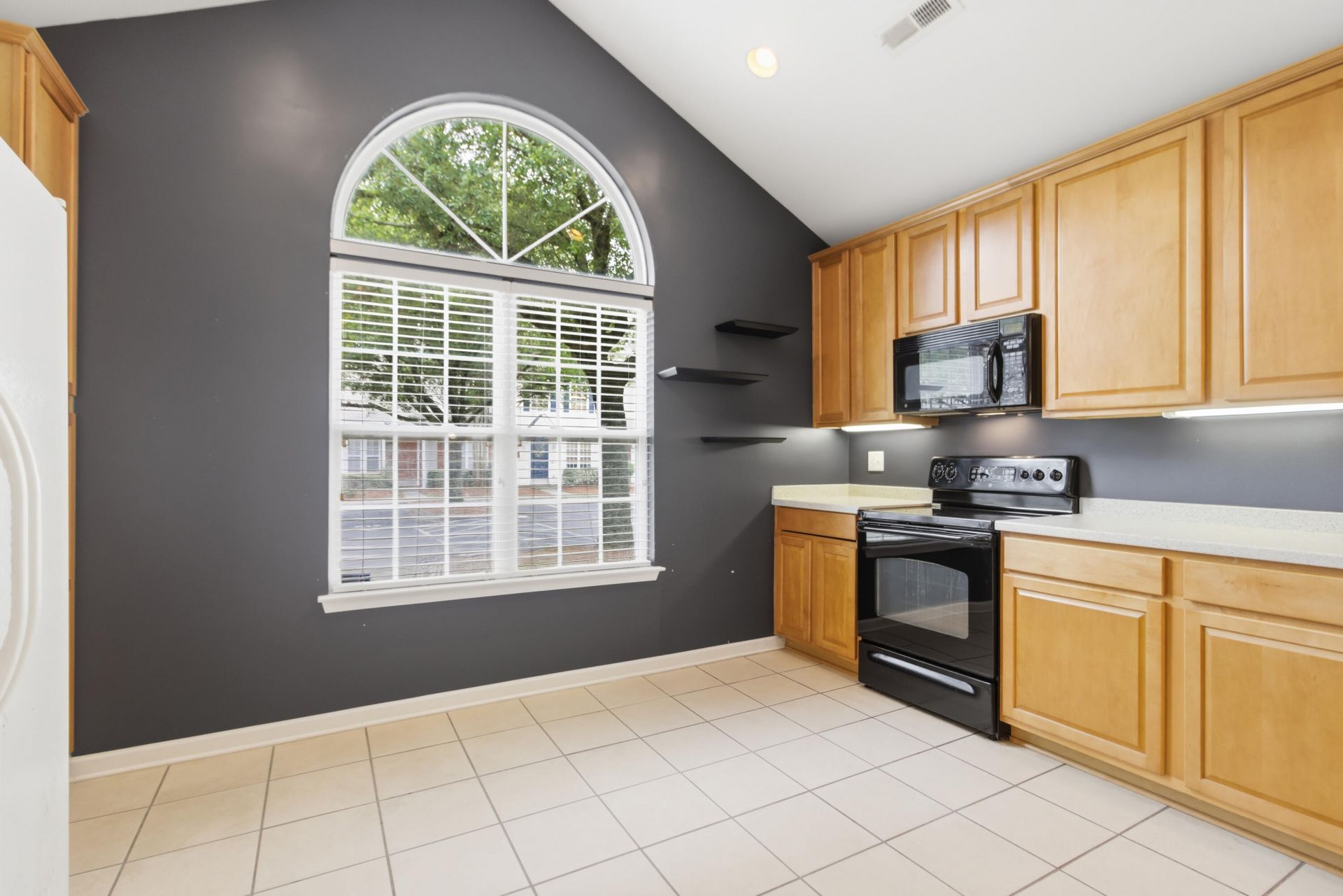 516 Tayrn Drive Photo 9