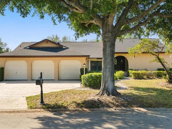 6135 CRYSTAL VIEW DRIVE , ORLANDO, FL 32819