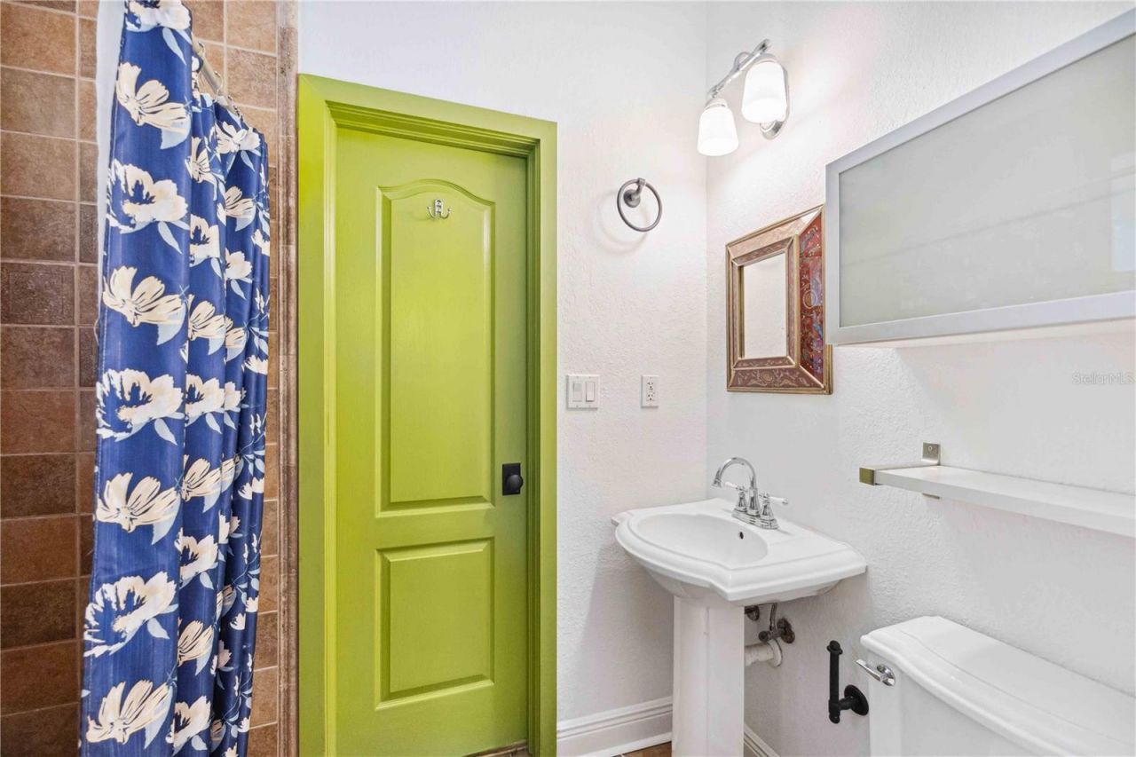 1743 8th Street , Sarasota, FL 34236 Photo