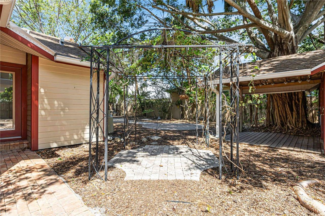 1743 8th Street , Sarasota, FL 34236 Photo