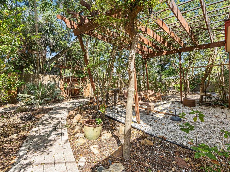Property Image 47
