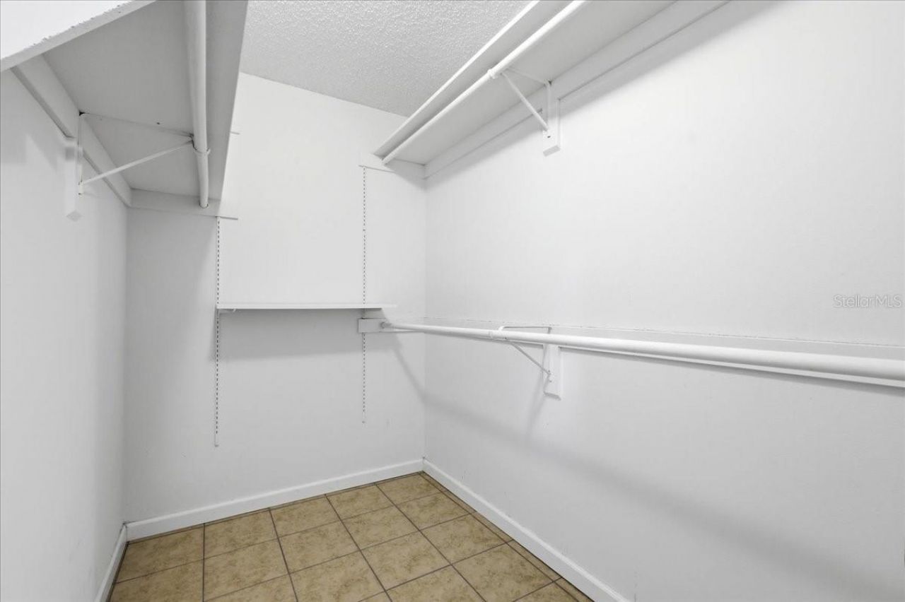 43 Lake Jackson Drive, Mascotte, FL 34753 Photo
