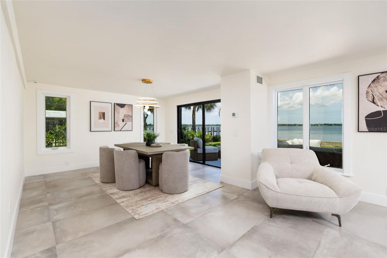 412 Shore Drive E, Oldsmar, FL 34677 Photo