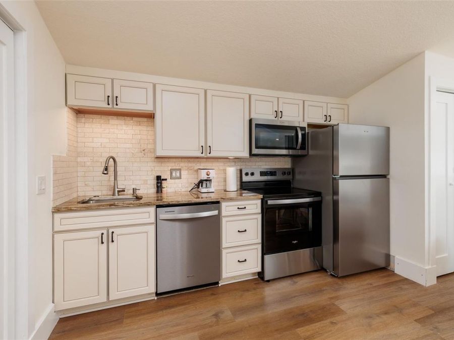 Property Image 61