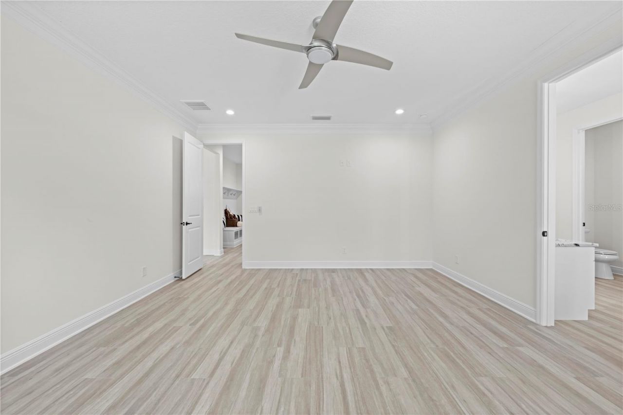 18130 Parrot Road , Weeki Wachee, FL 34614 Photo