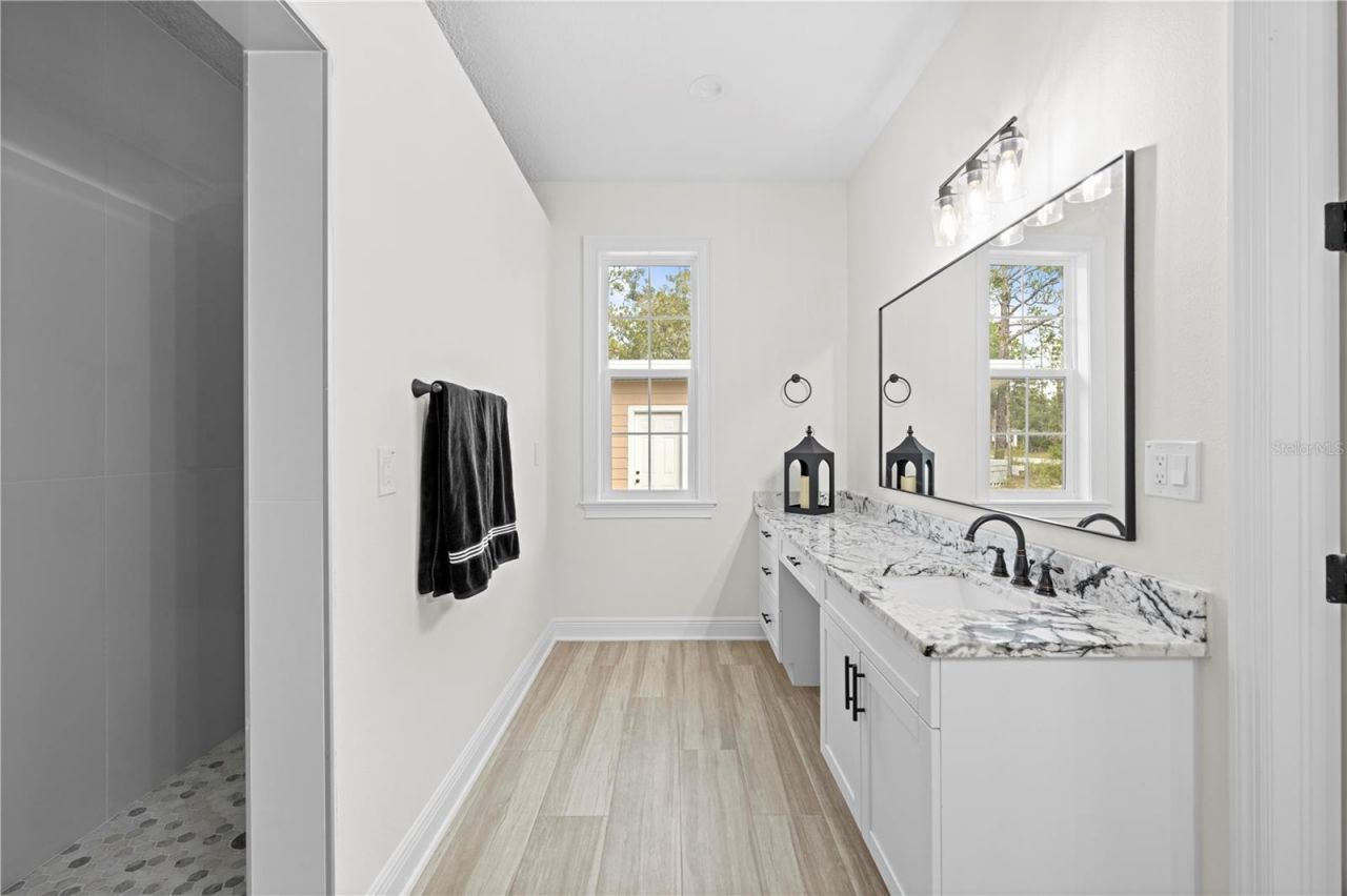 18130 Parrot Road , Weeki Wachee, FL 34614 Photo