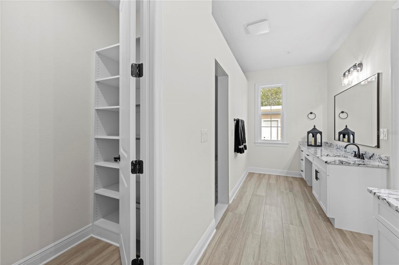18130 Parrot Road , Weeki Wachee, FL 34614 Photo