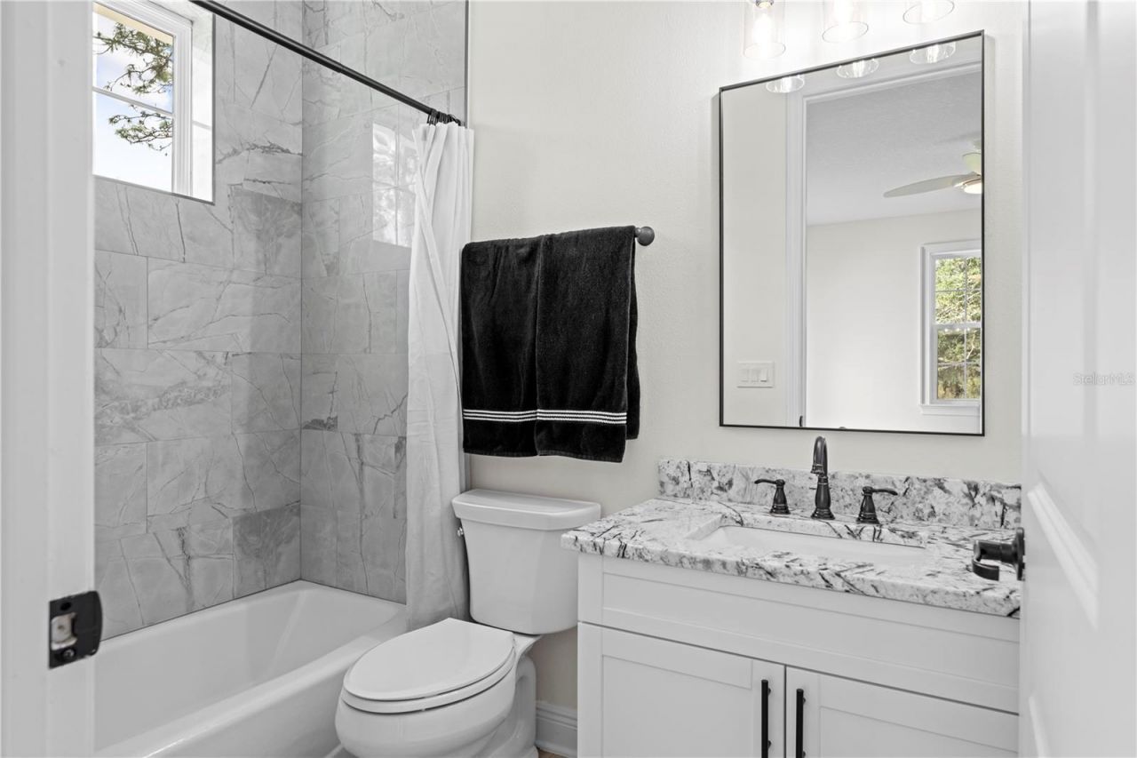 18130 Parrot Road , Weeki Wachee, FL 34614 Photo