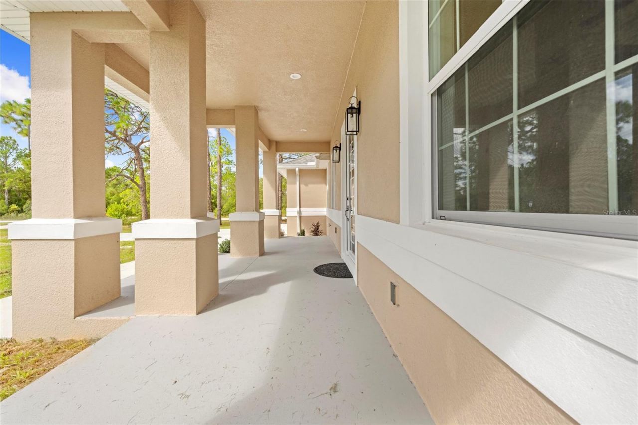 18130 Parrot Road , Weeki Wachee, FL 34614 Photo