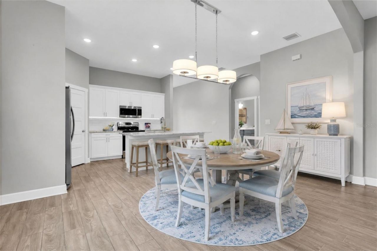 224 NE Jefferson Circle N, Saint Petersburg, FL 33702 Photo