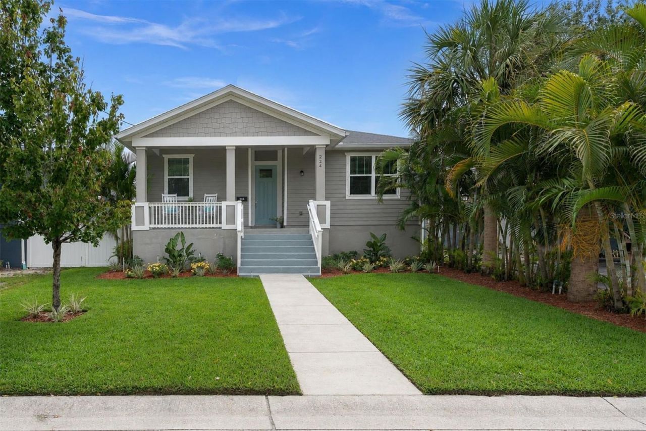 224 NE Jefferson Circle N, Saint Petersburg, FL 33702 Photo