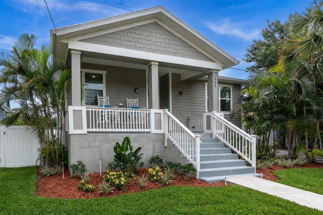 224 NE Jefferson Circle N, Saint Petersburg, FL 33702 Photo