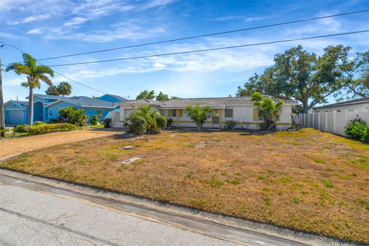7932 2nd Avenue S, Saint Petersburg, FL 33707 Photo