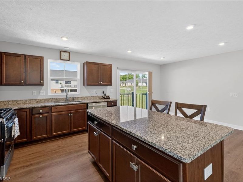 994 Sunrise Way , Akron, OH 44312 Photo 10