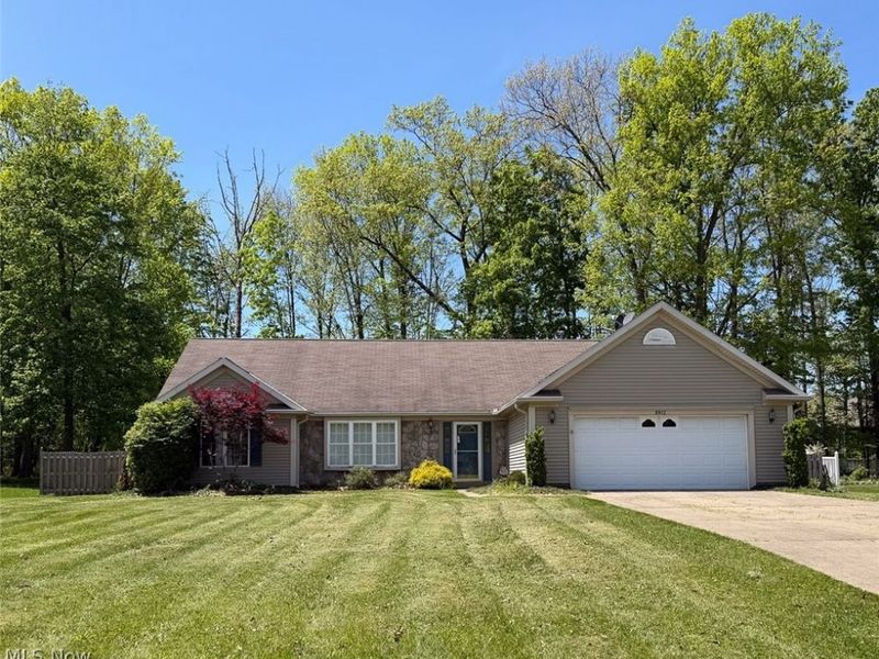 8912 Isabelle Lane , Macedonia, OH 44056 Photo 1