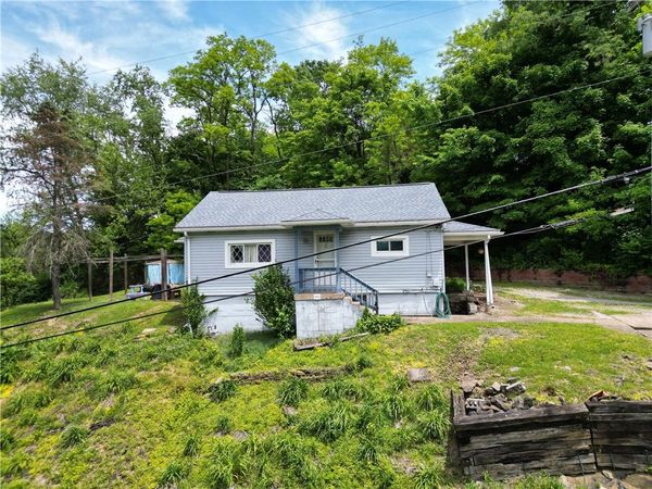 461 4th Avenue , New Eagle, PA 15067