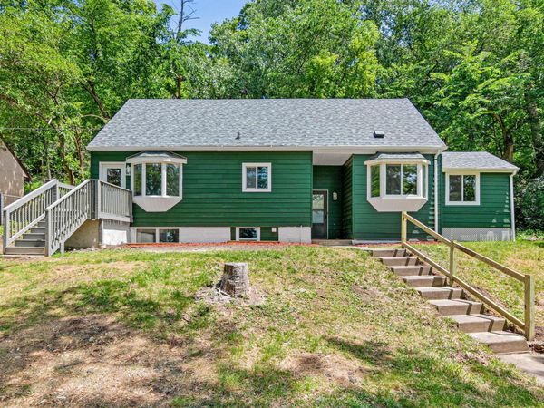 820 Point Douglas Road S, Saint Paul, MN 55119