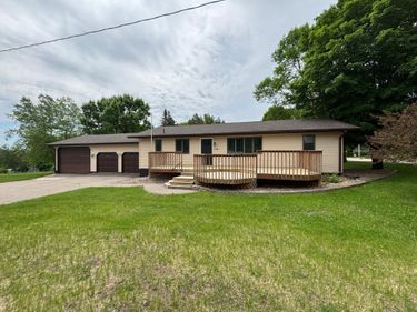 338 Abbott Street W, Eagle Bend, MN 56446