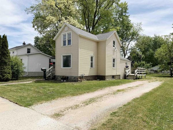 366 GROVE STREET, Fond Du Lac, WI 54935