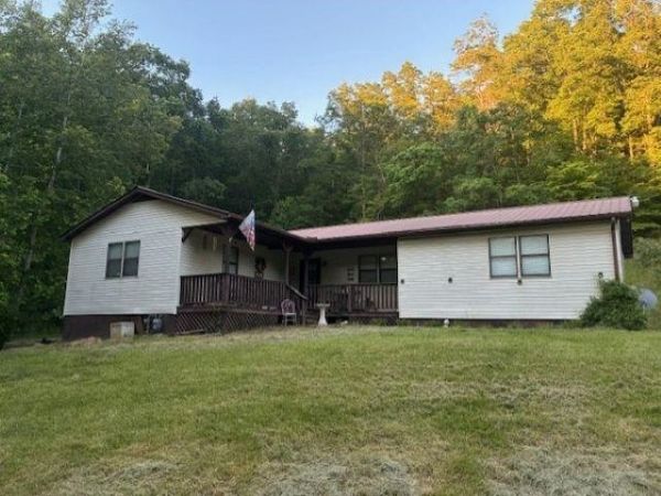 567 Gilkerson Br. Rd., Prichard, WV 25555