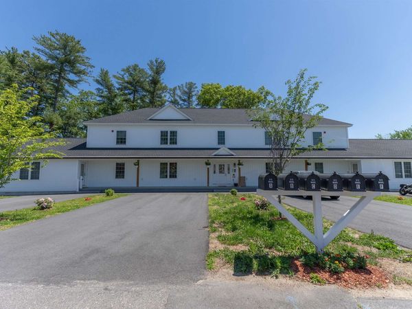 4-8 Beaver Brook Way, Unit B, Pelham, NH 03076