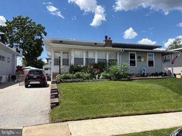 261 HOFFMAN ROAD, RIDLEY PARK, PA 19078