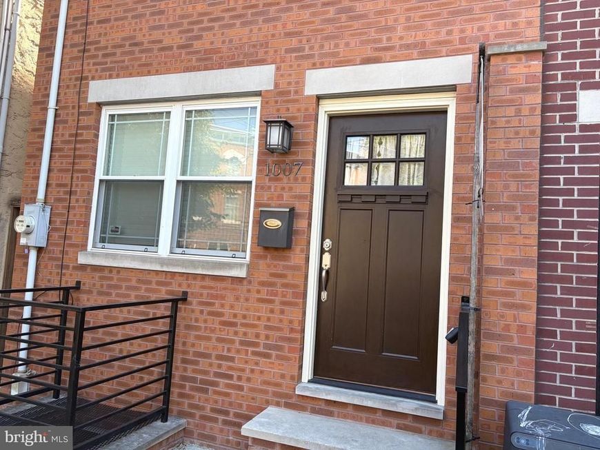 1007 S 7th Street, Philadelphia, PA 19147 Main Photo