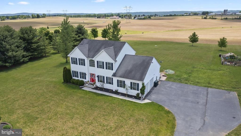 36 MINE ROAD, FLEETWOOD, PA 19522